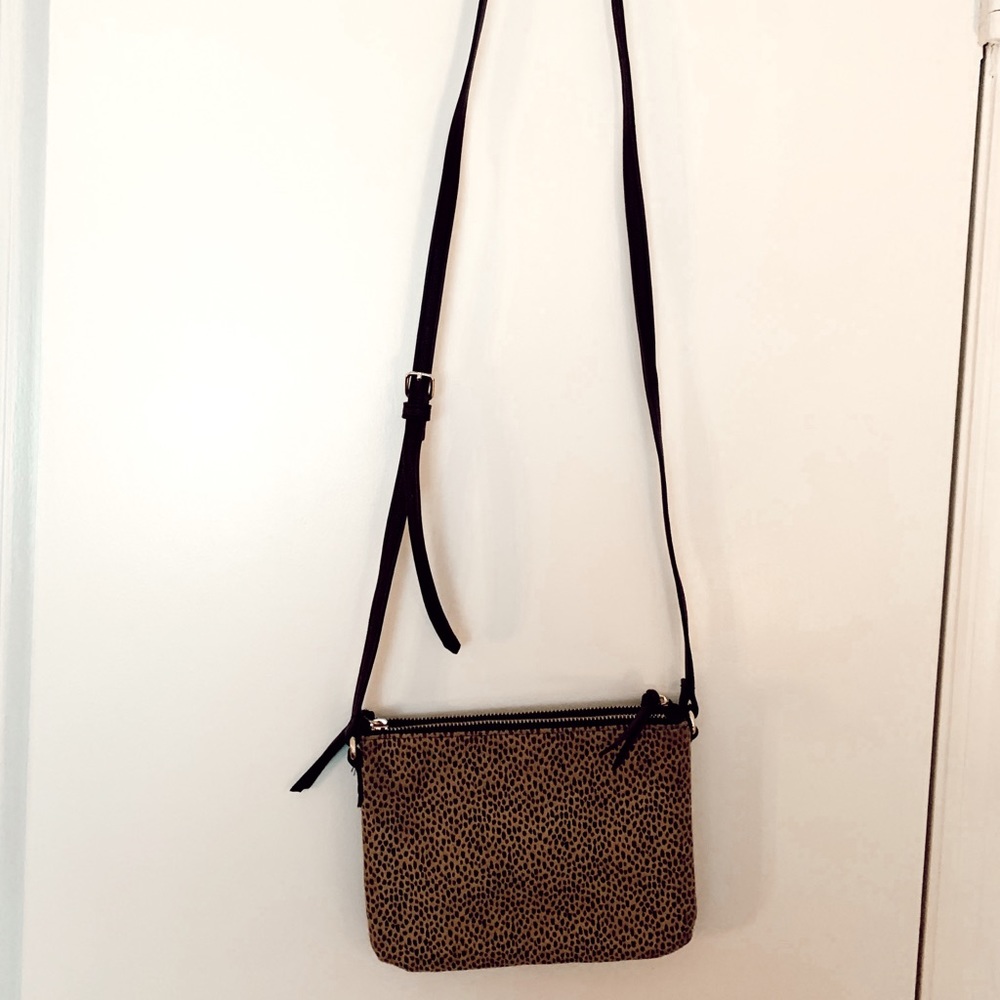 Old Navy cheetah print crossbody bag